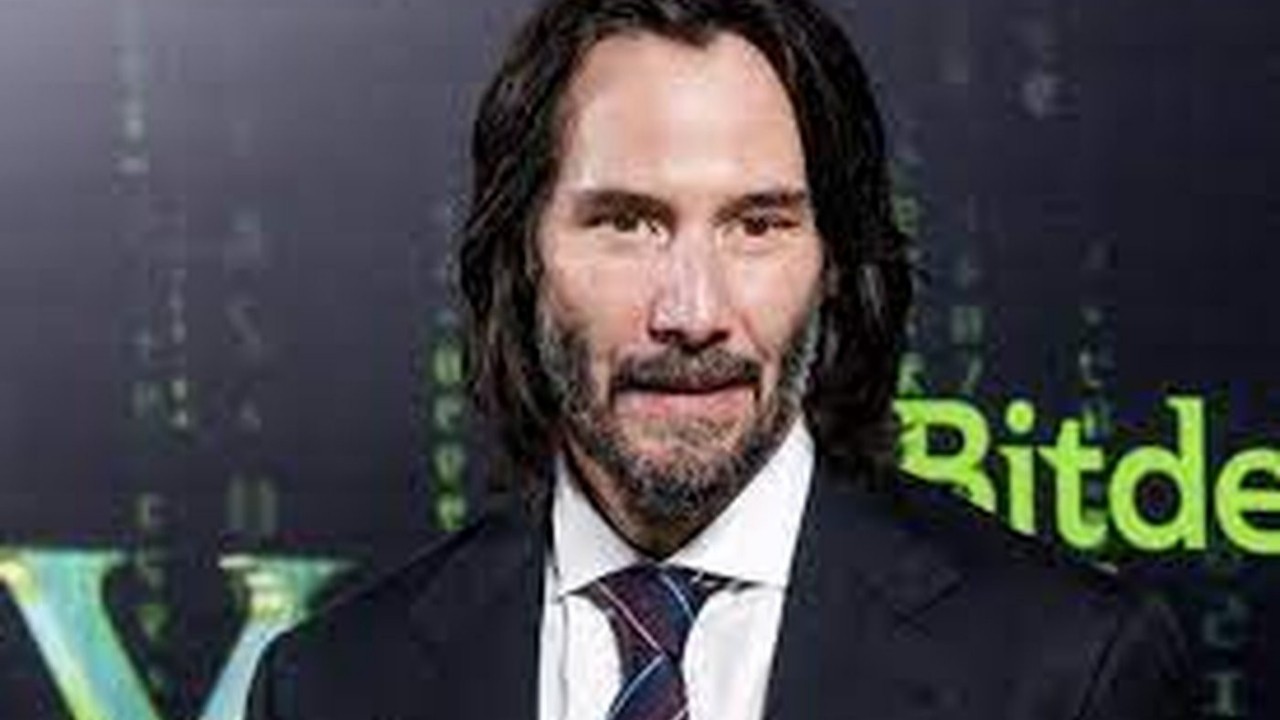 Keanu Reeves says deepfakes are "scary"