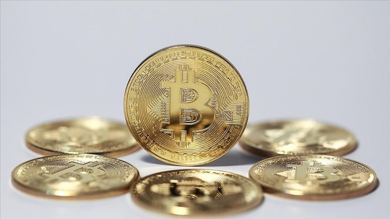 Bitcoin finds buyers at $ 24,300 in the new day