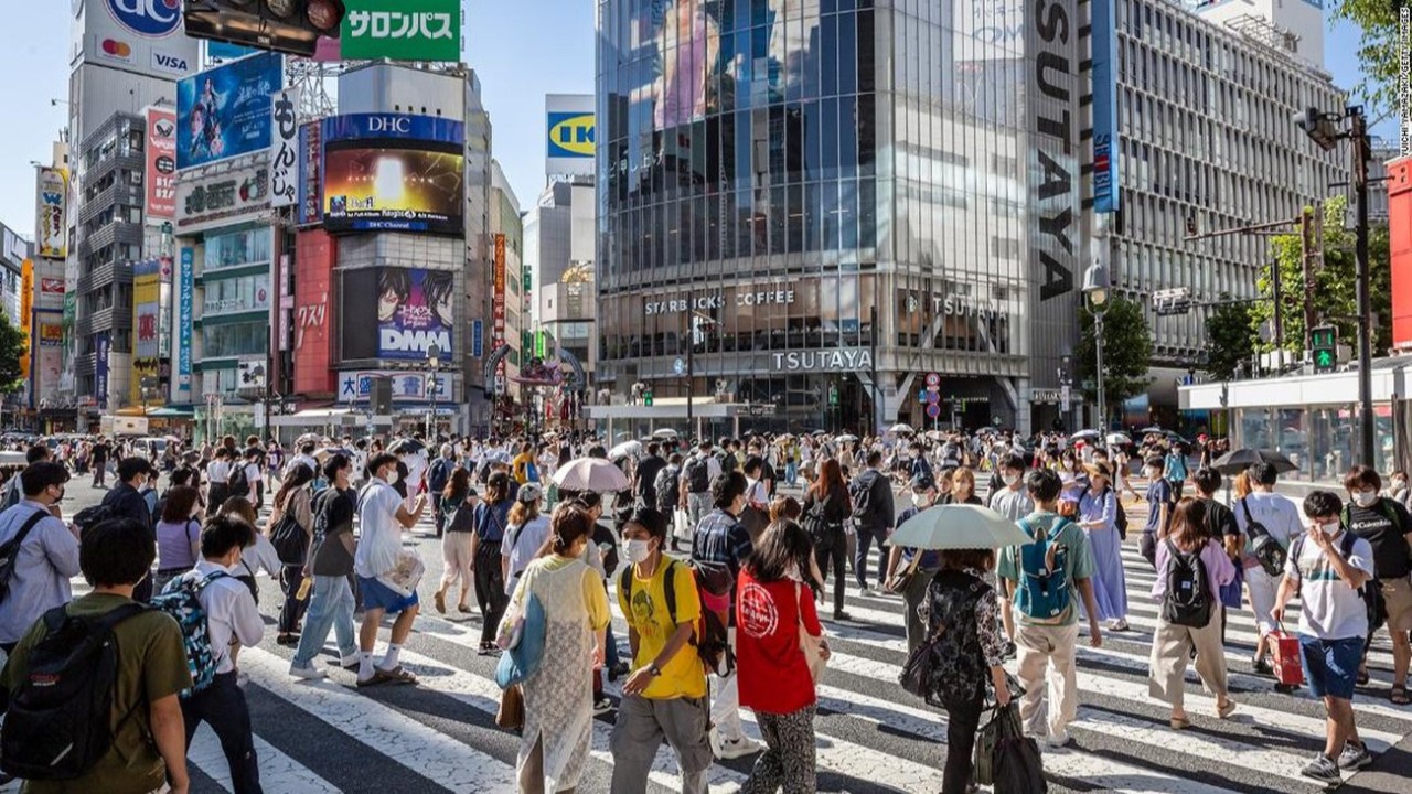 Why does Japan have almost no homeless people?