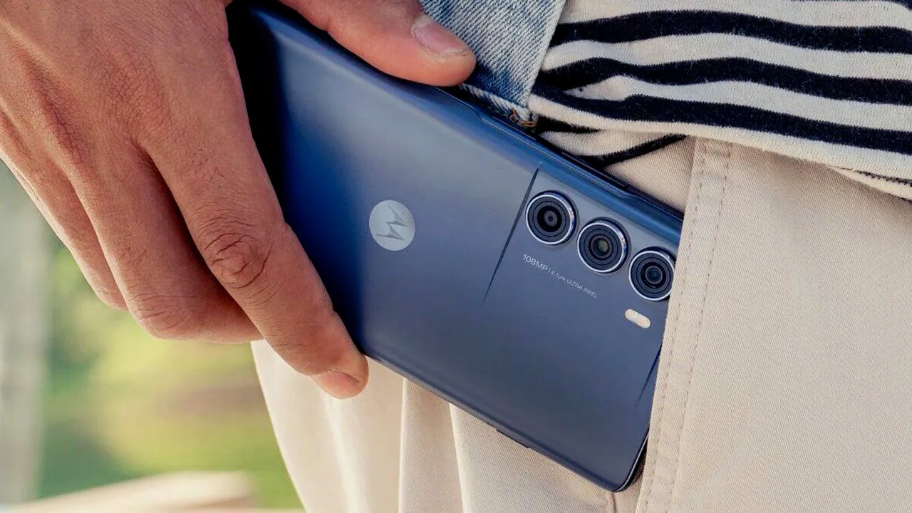 Upcoming affordable Motorola smartphone promises impressive features