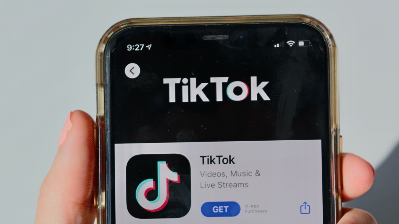 TikTok starts testing paid subscriptions