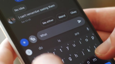 Google Messages to receive animated emoji reactions