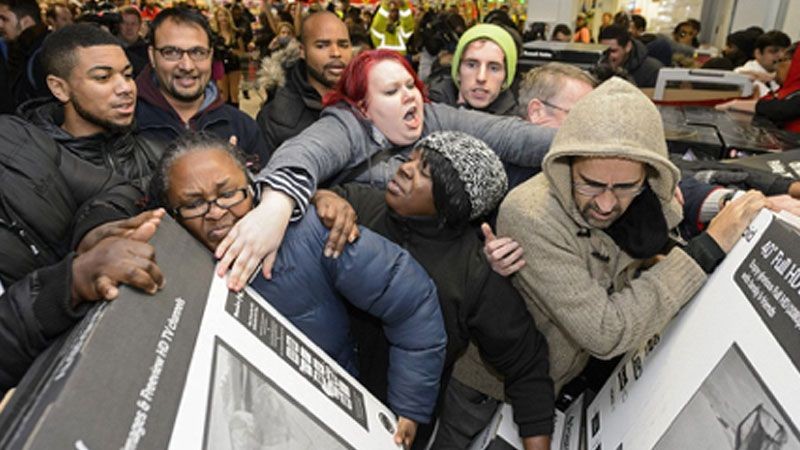 Black Friday madness! They'll even sell an iPhone 14 for $1! - Photo: 2