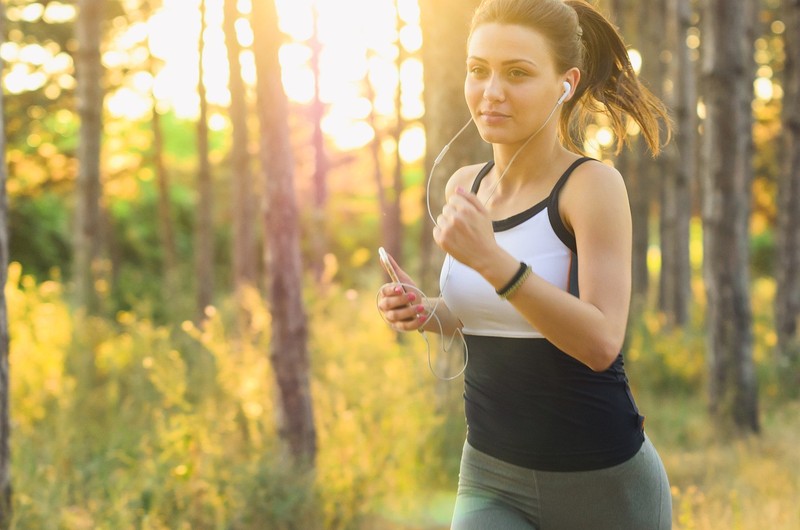 women running