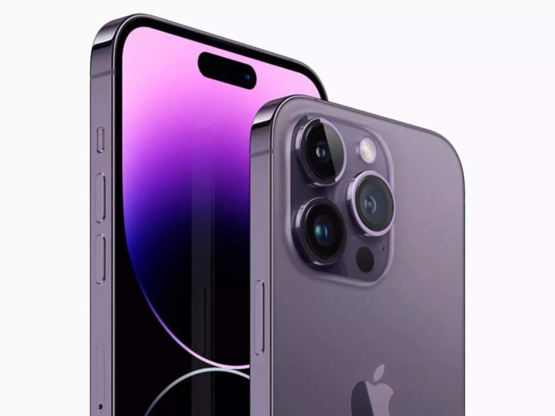apple and amazon being sued