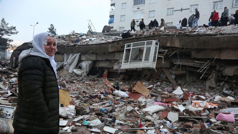 First videos from Turkey earthquake! This is how buildings collapsed! - Photo: 4