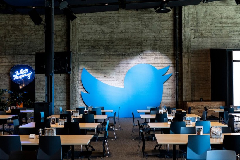 Twitter employees warn Elon Musk amid mass layoff crisis - Photo: 3