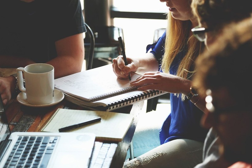 How to deal with toxic people in the workplace? - Photo: 3