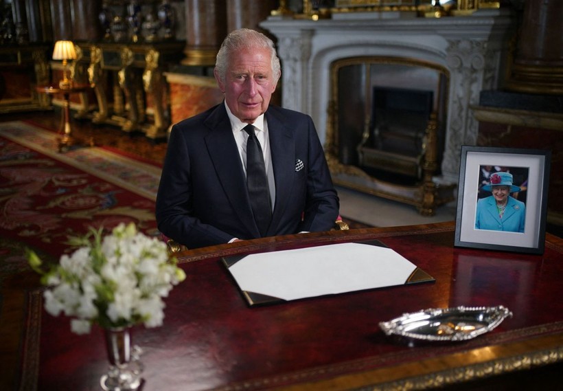 The most strange habits that King Charles is particular about - Photo: 2